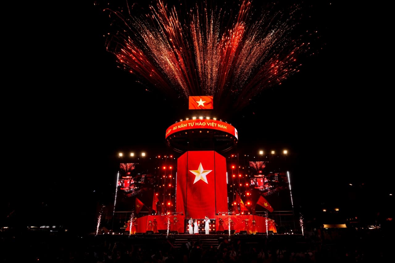 Hành trình tự hào Việt Nam